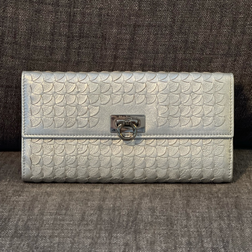 New! Salvatore Ferragamo Gancini Silver Metallic Wallet